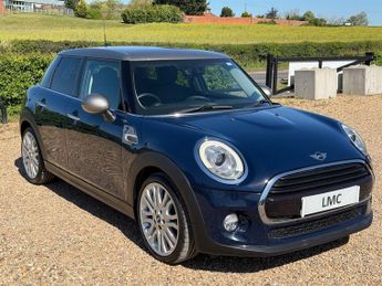MINI Hatch 1.5 Cooper Seven Hatchback 5dr Petrol Auto Euro 6 (s/s) (136 ps)