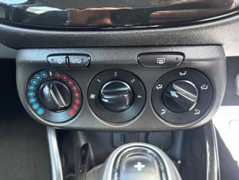 Vauxhall Corsa 1.4i SE Hatchback 5dr Petrol Auto Euro 6 (90 ps)