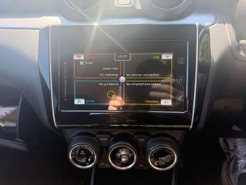 Suzuki Swift SZ5 DualJet MHEV CVT