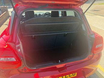 Suzuki Swift SZ5 DualJet MHEV CVT