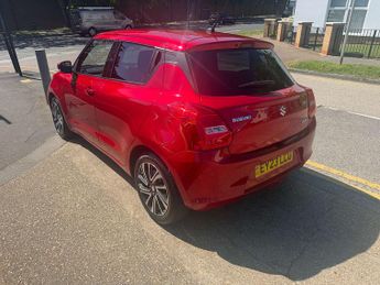Suzuki Swift SZ5 DualJet MHEV CVT