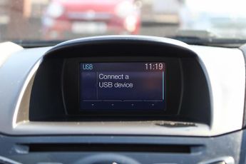 Ford Fiesta 1.25 Zetec Hatchback 5dr Petrol Manual Euro 6 (82 ps)