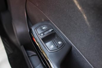 Vauxhall Corsa 1.0 ecoFLEX 12V Sting Hatchback 3dr Petrol Manual Euro 5 (65 ps)