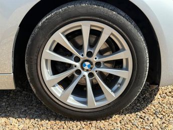 BMW 320i 2.0 SE Touring 5dr Petrol Auto xDrive Euro 6 (s/s) (184 ps)