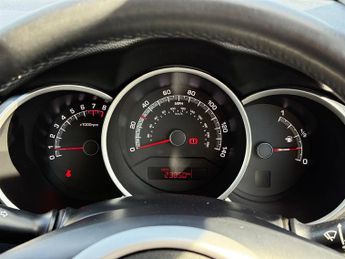 Kia Venga 1.6 3 MPV 5dr Petrol Manual Euro 6 (s/s) (123 bhp)