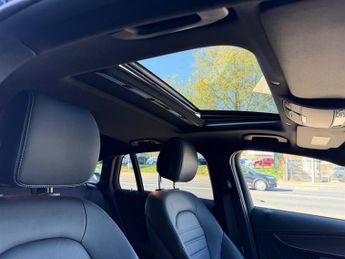Mercedes EQC 400 80kWh AMG Line (Premium) Auto 4MATIC 5dr