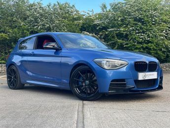 BMW 135 | ESTORIAL BLUE | RED LEATHER | FULL BMW SERVICE HISTORY | 2 OWN