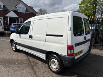 Citroen Berlingo 2.0 HDi 600TD Enterprise Panel Van 4dr Diesel Manual (90 bhp)