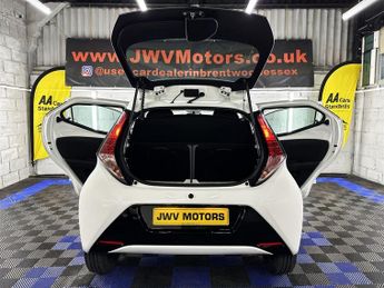 Toyota Aygo 1.0 VVT-i x-play x-shift Euro 5 5dr Euro 5