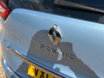 Renault Grand Scenic 1.6 dCi Dynamique Nav MPV 5dr Diesel Manual Euro 6 (s/s) (130 ps