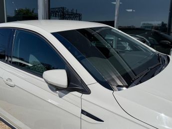 Volkswagen Polo 1.0 TSI R-Line DSG Euro 6 (s/s) 5dr