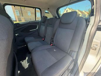 Ford C-Max Grand Zetec TDCi 115