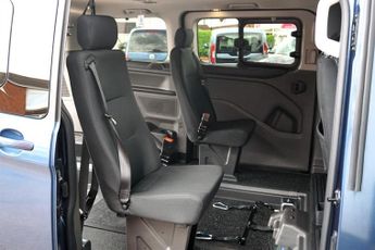 Ford Tourneo Custom 320 TITANIUM ECOBLUE, Automatic, Disabled, Wheelchair Accessible