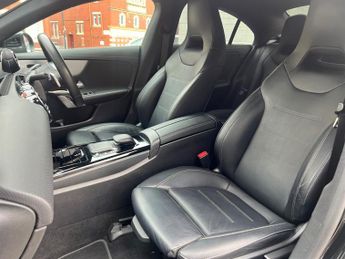 Mercedes CLA220d CLA 220 D AMG LINE