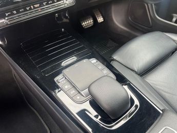 Mercedes CLA220d CLA 220 D AMG LINE