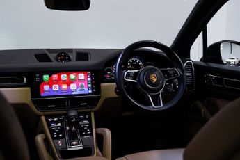 Porsche Cayenne 3.0 V6 E-Hybrid 17.9kWh Platinum Edition SUV 5dr Petrol Plug-in 