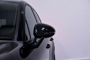 Porsche Macan 2.0T SUV 5dr Petrol PDK 4WD Euro 6 (s/s) (265 ps)