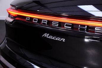 Porsche Macan 2.0T SUV 5dr Petrol PDK 4WD Euro 6 (s/s) (265 ps)