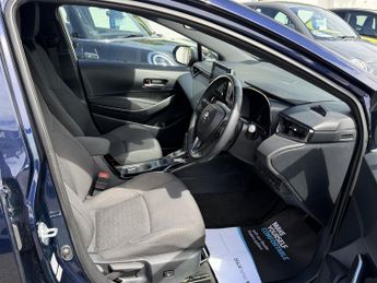 Toyota Corolla 1.8 VVT-h GPF Icon Tech Touring Sports 5dr Petrol Hybrid CVT Eur