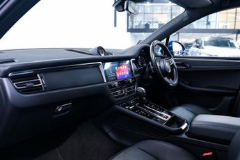 Porsche Macan 2.0T SUV 5dr Petrol PDK 4WD Euro 6 (s/s) (265 ps)