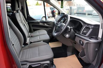 Ford Tourneo Custom 320 TITANIUM ECOBLUE, Automatic, Disabled, Wheelchair Accessible