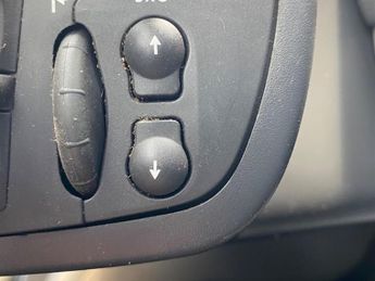 Renault Scenic 1.6 VVT Dynamique 5dr