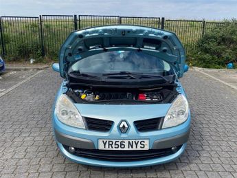 Renault Scenic 1.6 VVT Dynamique 5dr