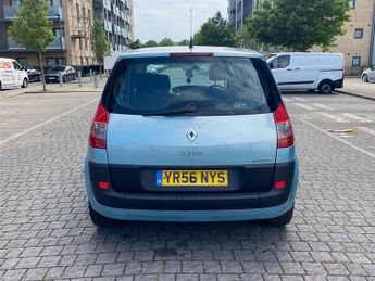 Renault Scenic 1.6 VVT Dynamique 5dr