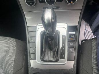 Volkswagen Passat 2.0 TDI BlueMotion Tech Highline Estate 5dr Diesel DSG Euro 5 (s