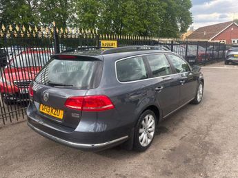 Volkswagen Passat 2.0 TDI BlueMotion Tech Highline Estate 5dr Diesel DSG Euro 5 (s