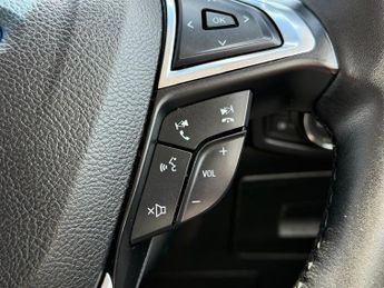 Ford Edge 2.0 TDCi Titanium SUV 5dr Diesel Manual AWD Euro 6 (s/s) (180 ps