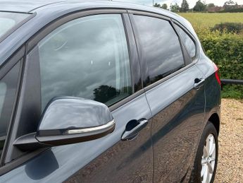 BMW 218i 1.5 SE MPV 5dr Petrol Manual Euro 6 (s/s) (136 ps)
