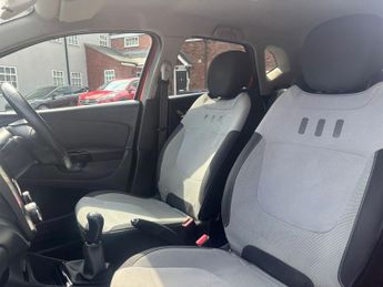 Renault Captur 1.5 dCi ENERGY Dynamique S MediaNav SUV 5dr Diesel Manual Euro 5