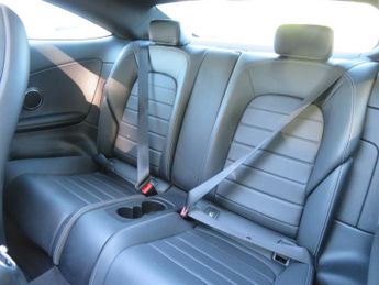 Mercedes C220d 2.1D AMG LINE PREMIUM AUTOMATIC