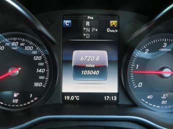Mercedes C220d 2.1D AMG LINE PREMIUM AUTOMATIC