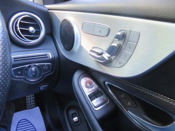 Mercedes C220d AMG LINE PREMIUM AUTOMATIC