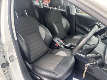 Peugeot 2008 1.6 VTi Allure SUV 5dr Petrol Auto Euro 5 (120 ps)