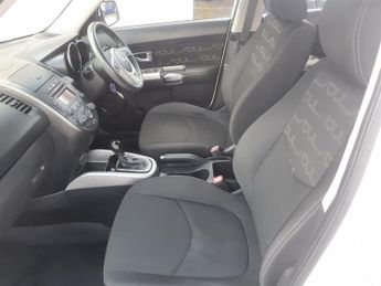 Kia Soul 1.6 CRDi 2 SUV 5dr Diesel Auto Euro 5 (126 bhp)