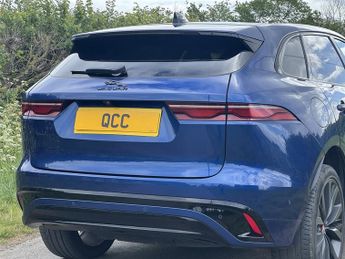 Jaguar F-Pace R-DYNAMIC HSE