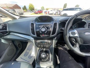 Ford C-Max GRAND TITANIUM X