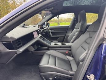 Porsche Taycan PERFORMANCE PLUS 4S 93.4kWh