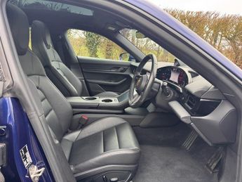 Porsche Taycan PERFORMANCE PLUS 4S 93.4kWh