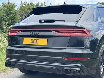 Audi Q8 TDI QUATTRO S LINE BLACK EDITION WITH RSQ8 STYLING