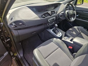 Renault Scenic DYNAMIQUE NAV DCI