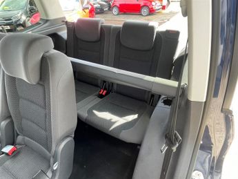 Volkswagen Touran SE TDI BLUEMOTION TECHNOLOGY DSG