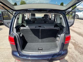 Volkswagen Touran SE TDI BLUEMOTION TECHNOLOGY DSG