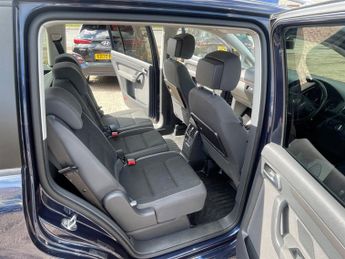 Volkswagen Touran SE TDI BLUEMOTION TECHNOLOGY DSG