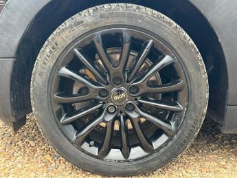 MINI Clubman 1.5 Cooper Estate 6dr Petrol Auto Euro 6 (s/s) (136 ps)