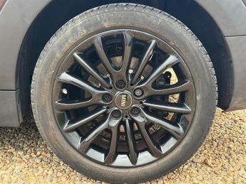 MINI Clubman 1.5 Cooper Estate 6dr Petrol Auto Euro 6 (s/s) (136 ps)