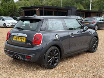 MINI Hatch 2.0 Cooper S Hatchback 3dr Petrol Manual Euro 6 (s/s) (192 ps)